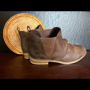 Brand New Rocket Dog ankle boots